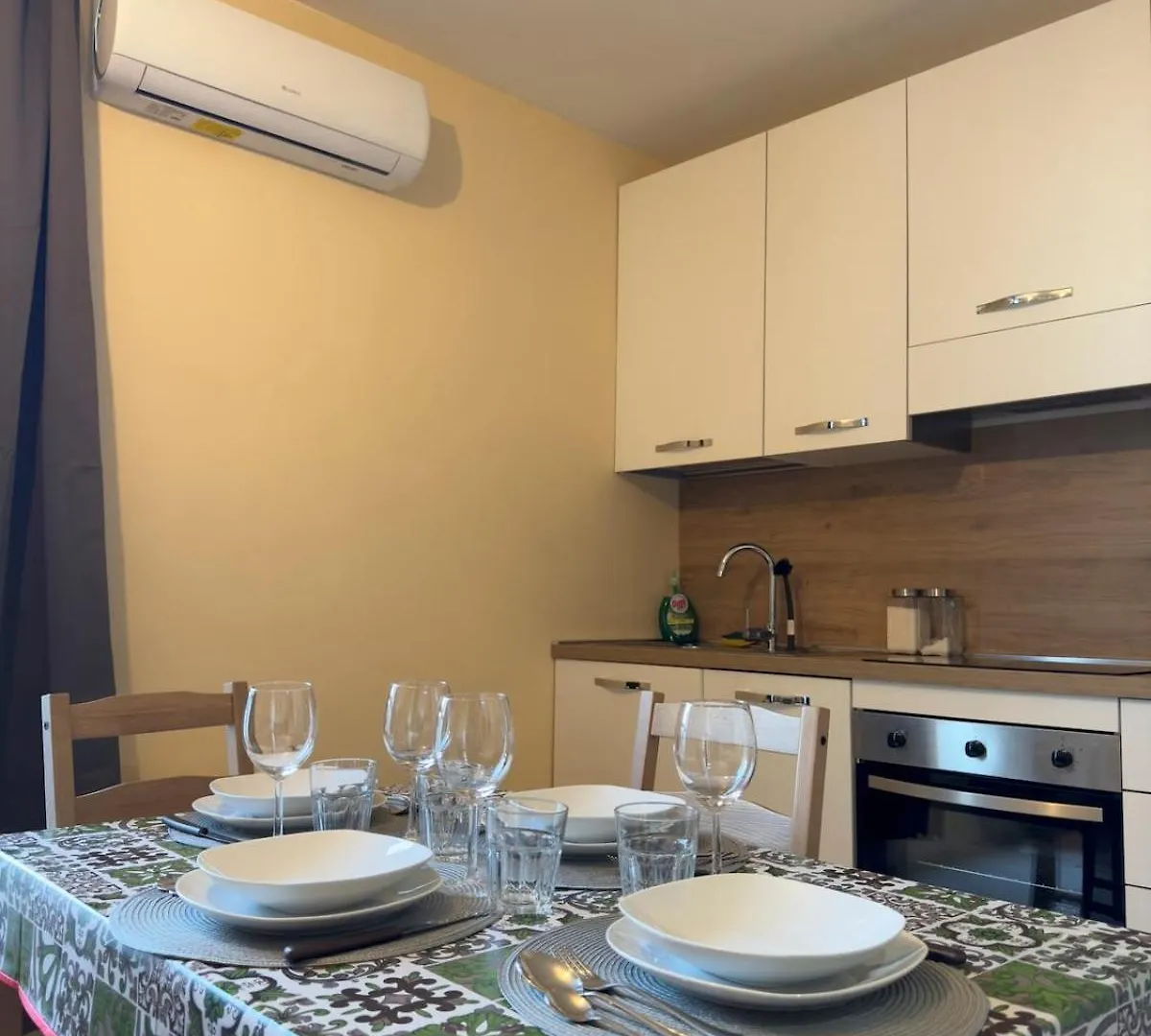 Sky Urban Valtorta Apartment Milan